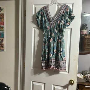 So cute wear with it without leggings